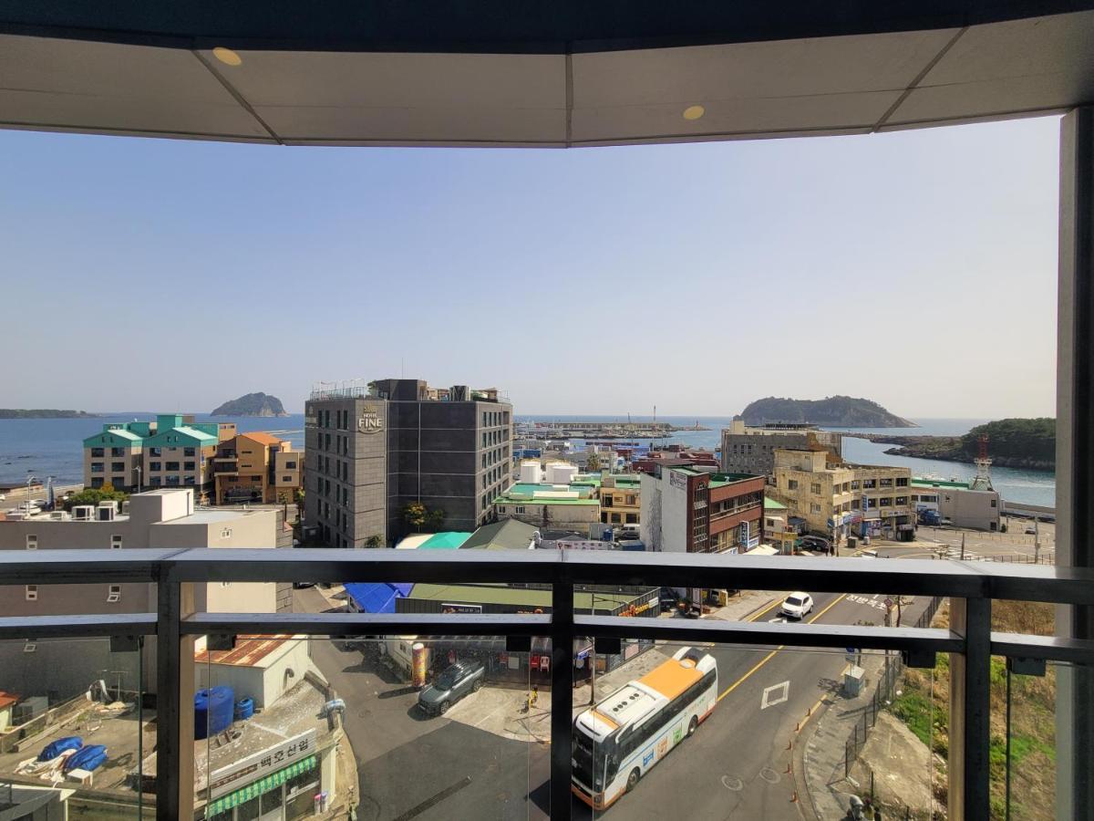 Bk Hotel Jeju Seogwipo Exterior photo