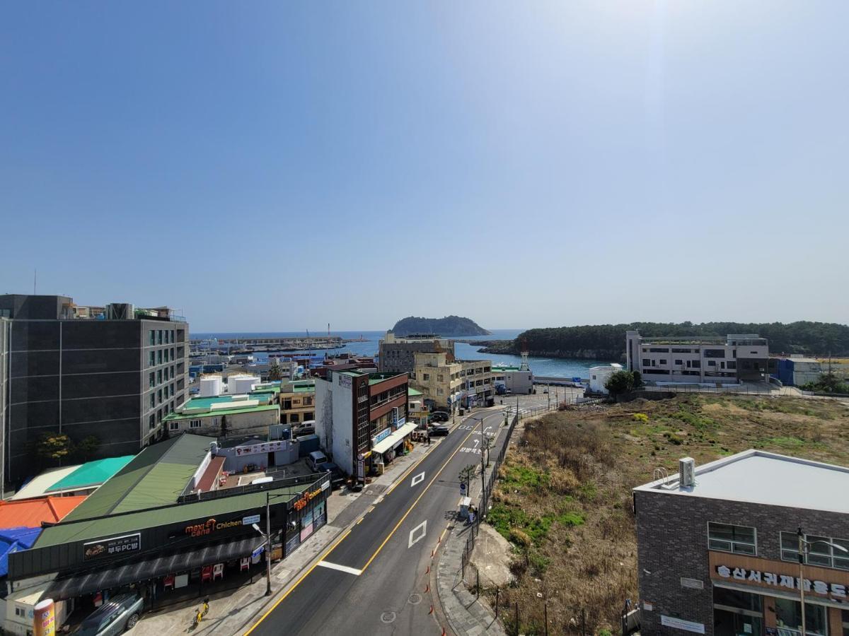 Bk Hotel Jeju Seogwipo Exterior photo